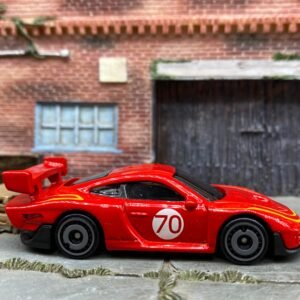 Loose Hot Wheels - Porsche 935 - Red and Yellow 70