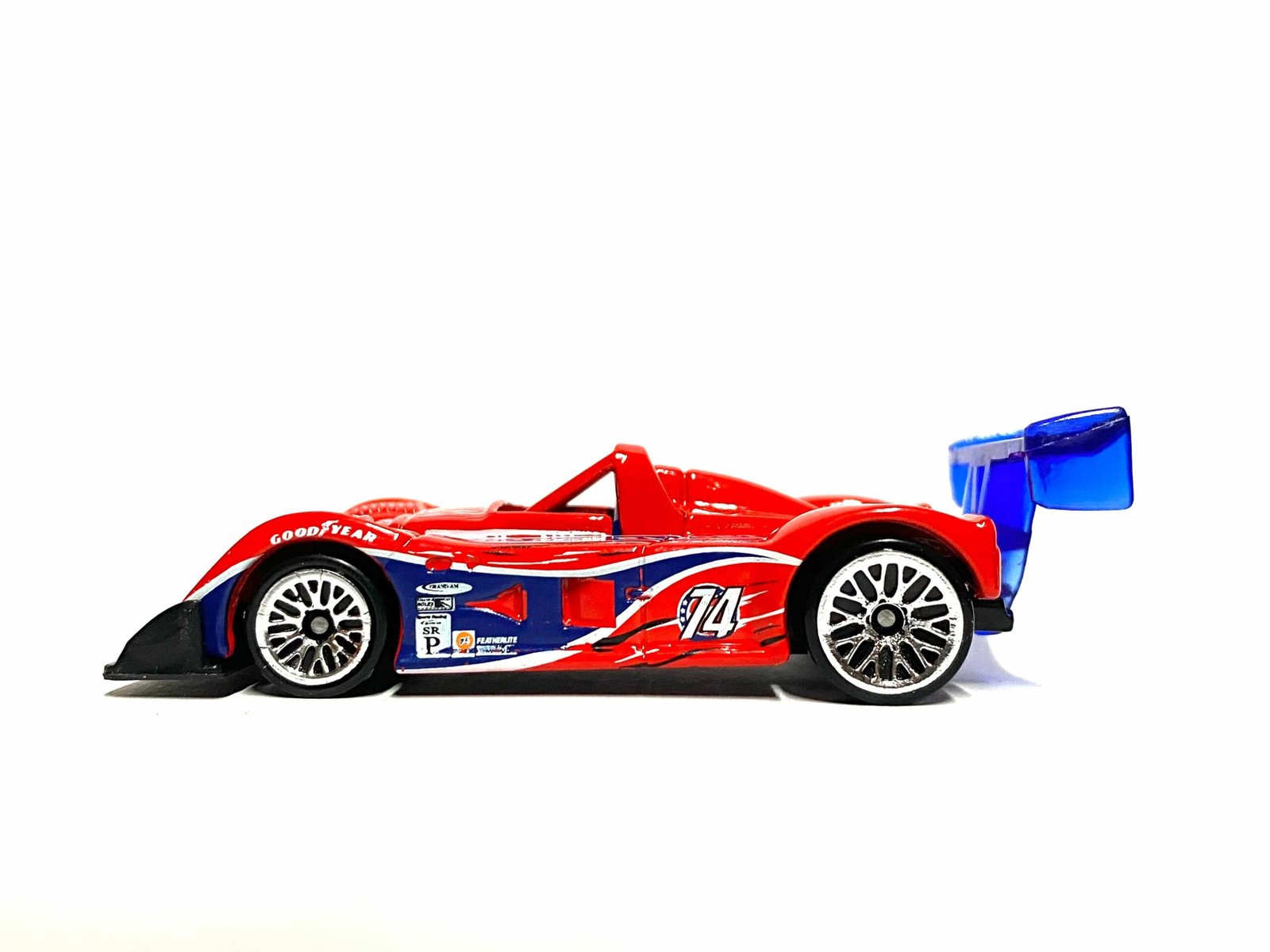 Loose Hot Wheels - Riley and Scott MKIII Race Car - Red and Blue 74 Ranch Resort