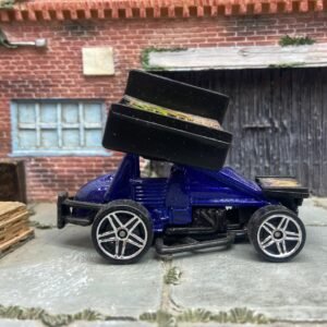 Loose Hot Wheels: Sprint Car - Blue With Flames