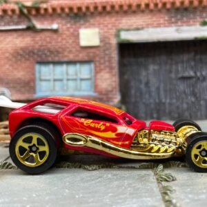Loose Hot Wheels Surf Crate Hot Rod Dressed in Red and Yellow "Curly" Livery