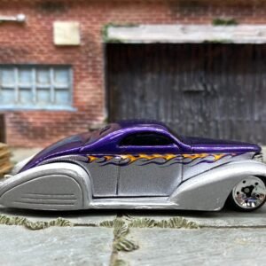 Loose Hot Wheels - Swoop Coupe - Purple and Silver with Flames