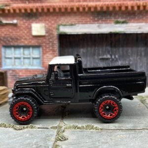 Loose Hot Wheels Toyota Land Cruiser Truck Off Road 4x4 - Black and White