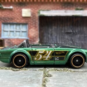 Loose Hot Wheels - Triumph TR6 - Green and Black 54