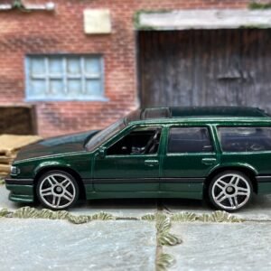 Loose Hot Wheels - Volvo 850 Estate - Dark Green