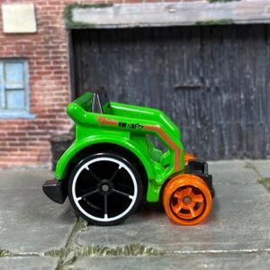 Loose Hot Wheels - Wheelie Chair Wheelchair - Green