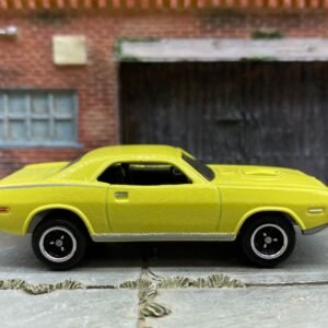 Matchbox 1970 Plymouth Cuda - Yellow