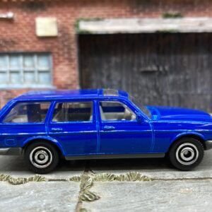 Loose Matchbox - 1980 Mercedes-Benz W123 Wagon - Dark Blue