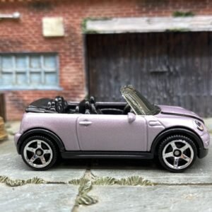 Loose Matchbox - 2010 Mini Copper S Cabrio - Purple