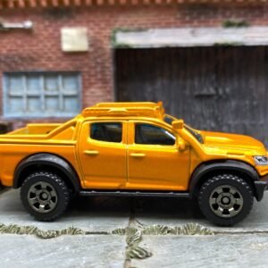 Loose Matchbox - 2016 Chevy Colorado 4X4 - Orange