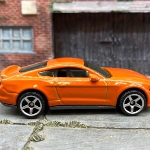 Loose Matchbox - 2019 Ford Mustang Coupe - Orange