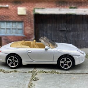 Loose Matchbox - Porsche 911 Carrera Cabriolet - White
