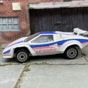 Neon vintage retro Matchbox 1985 Superfast Lamborghini Countach LP 500S White with blue and pink stripe Made in Macau - BARGAIN BIN!!